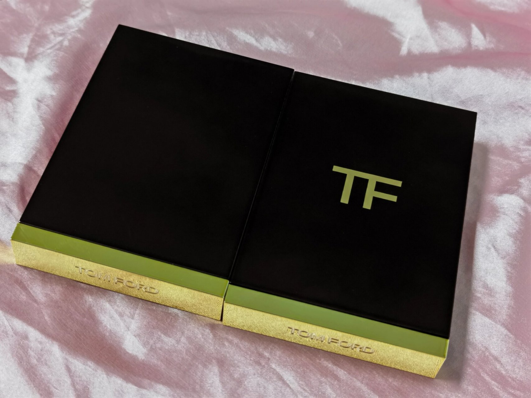 tf眼影热门色号20&31 年初小红书做功课后入了tf眼影31 果然像网友说