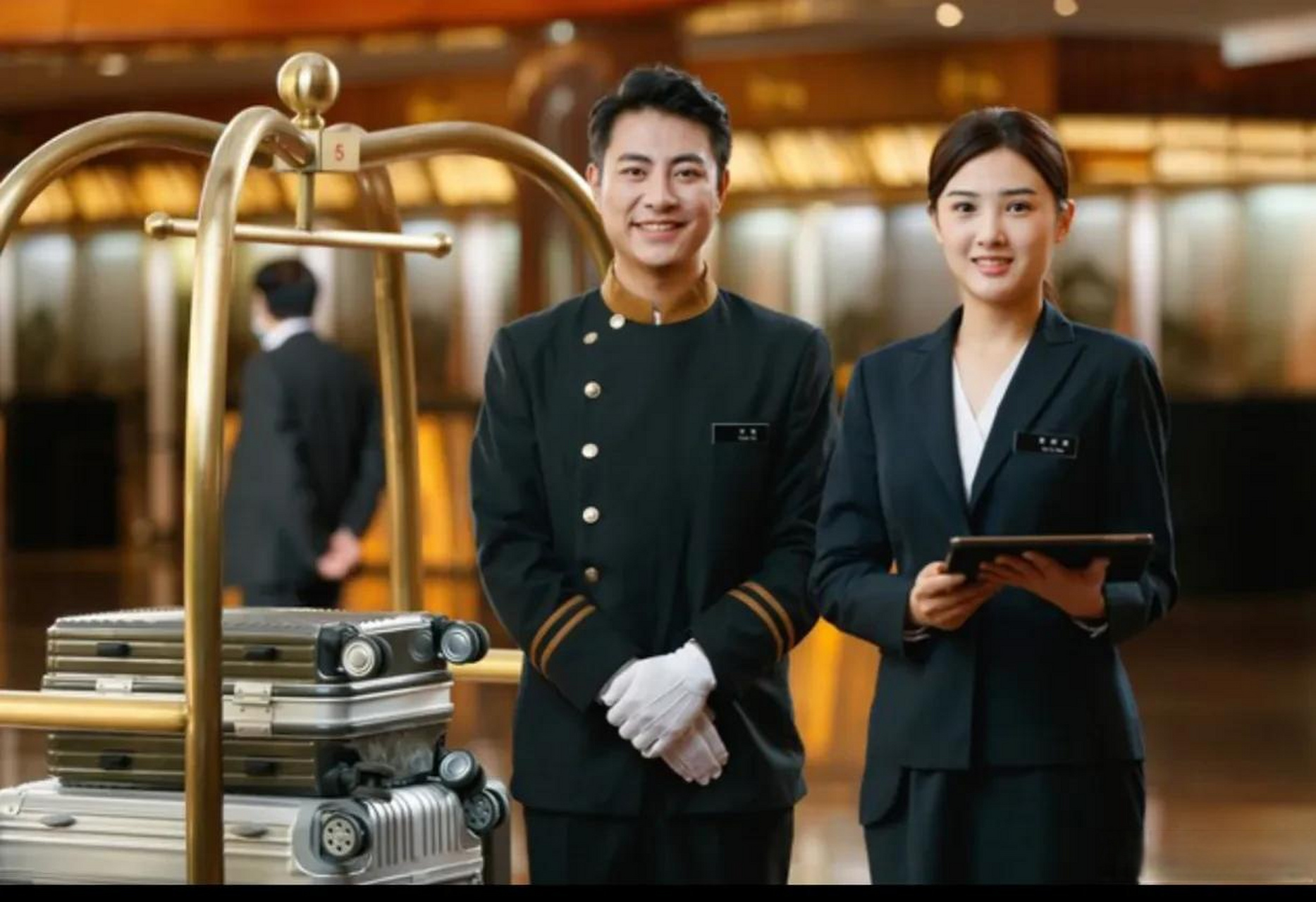 酒店前台工作人员为什么都喜欢穿黑色丝袜?