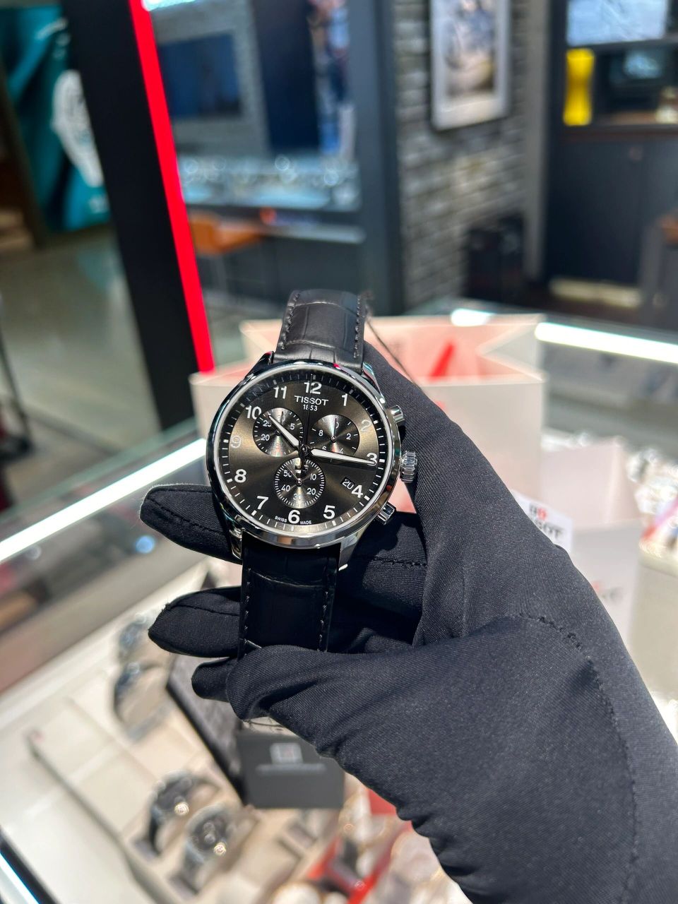 上手特别轻便 天梭速驰系列腕表 其实也不是新鲜事儿,还是要发一下