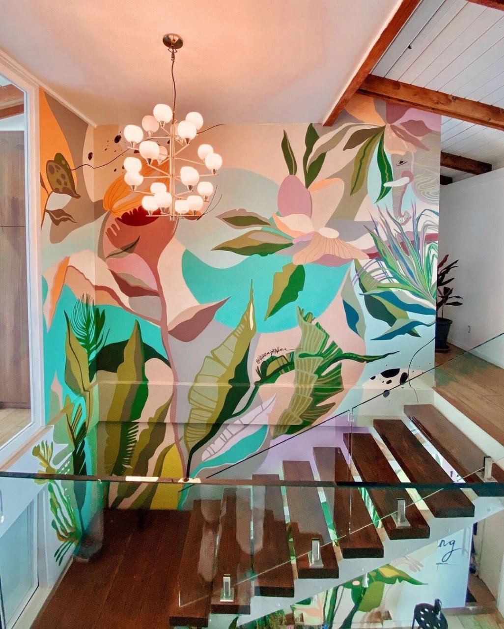 楼梯边的墙太丑啦,改造下效果很不一样! 墙绘手绘涂鸦装饰