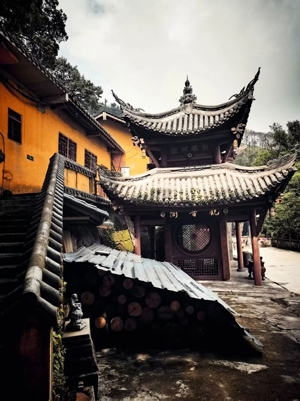 西昌泸山登顶攻略 首先我说明我是在8.