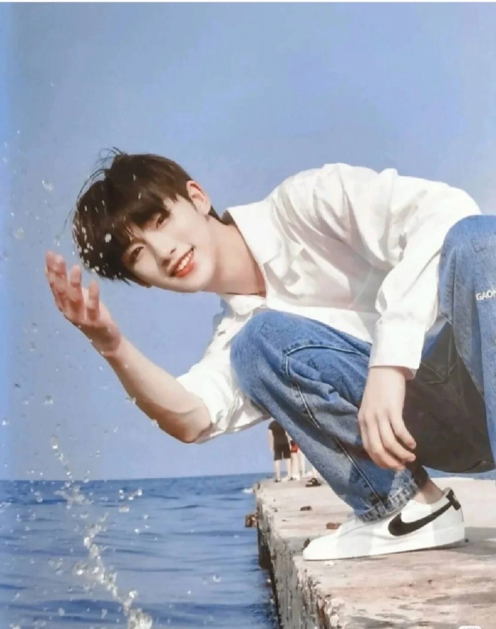 丁程鑫照片合集