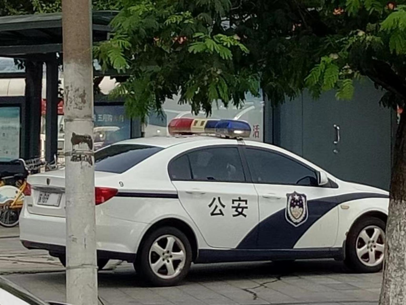 荣昌区公安局警车图片图片