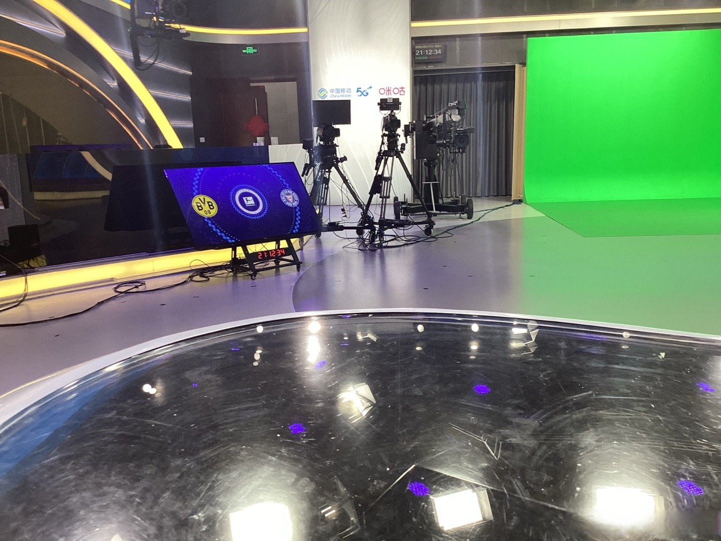 节目场地与设备旋转地板直播现场图片洛阳广播电视中心图片场馆内照片
