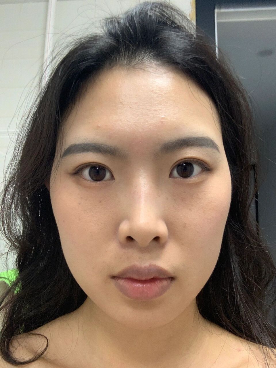 标准的鹅蛋脸 很多人说我是鹅蛋脸 但我觉得,我可能是多边形的鹅蛋吧