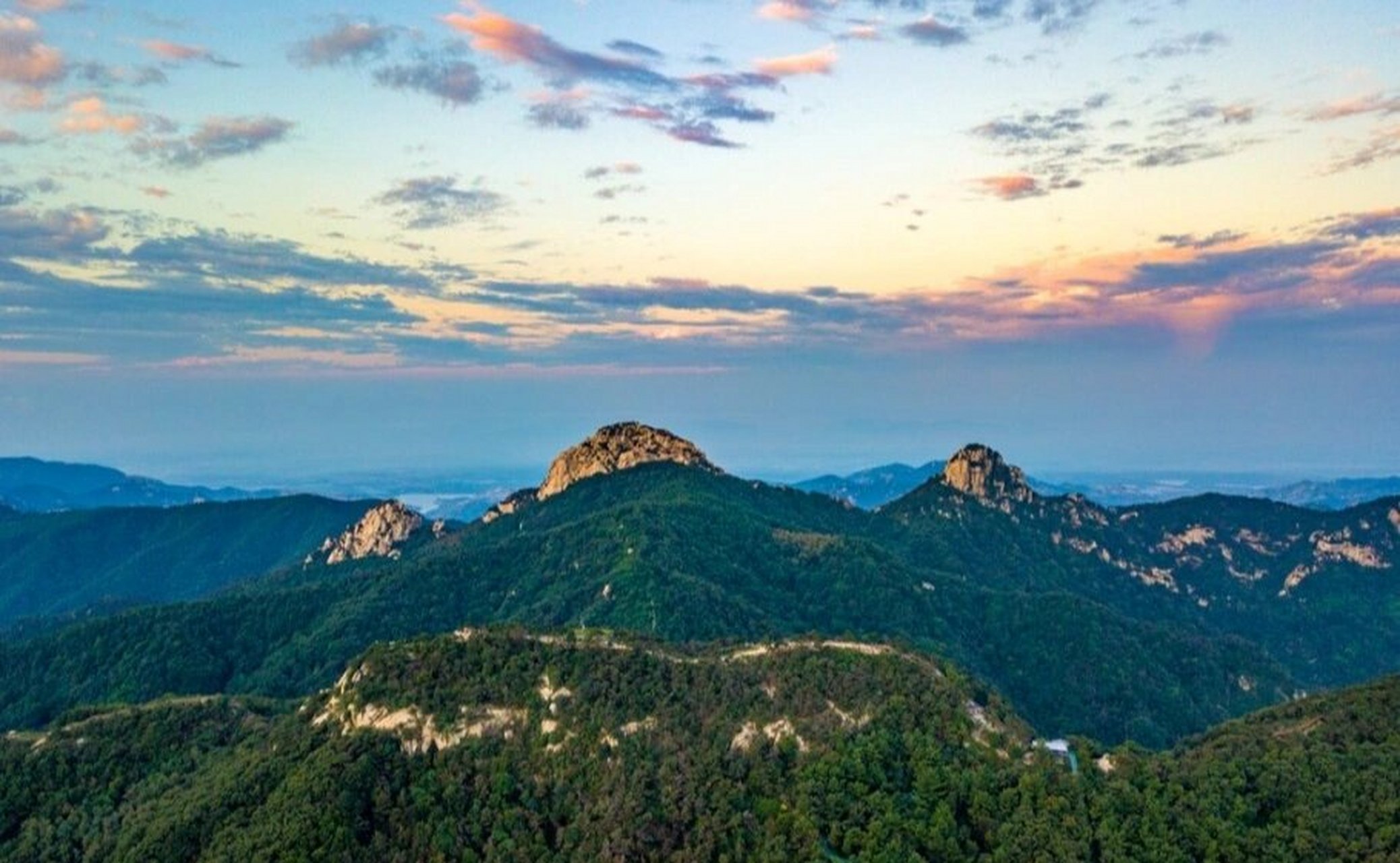 山东必看风景之临沂 蒙山 沂蒙山旅游区:位于山东省中南部,蒙山与沂山