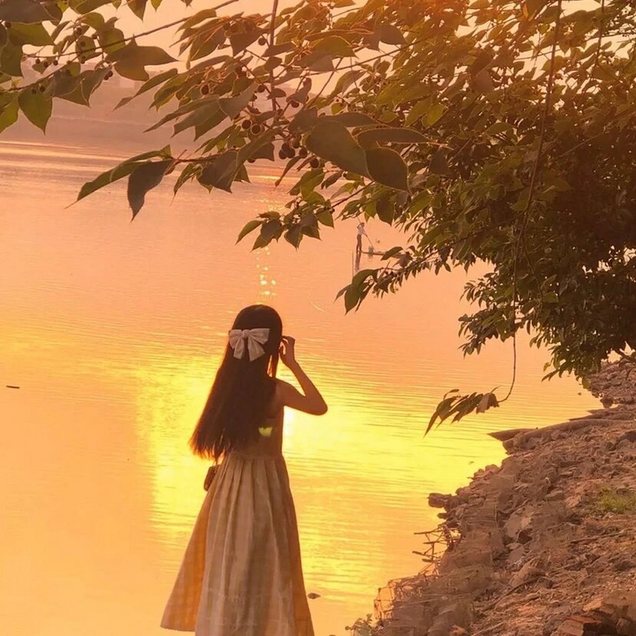 超好看的女生真人背影头像,第一,二张可当闺头哦