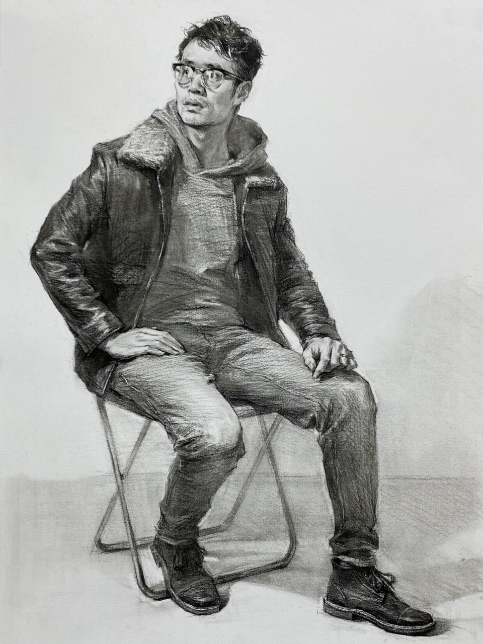 1.5小时四开男青年素描全身像示范及步骤图