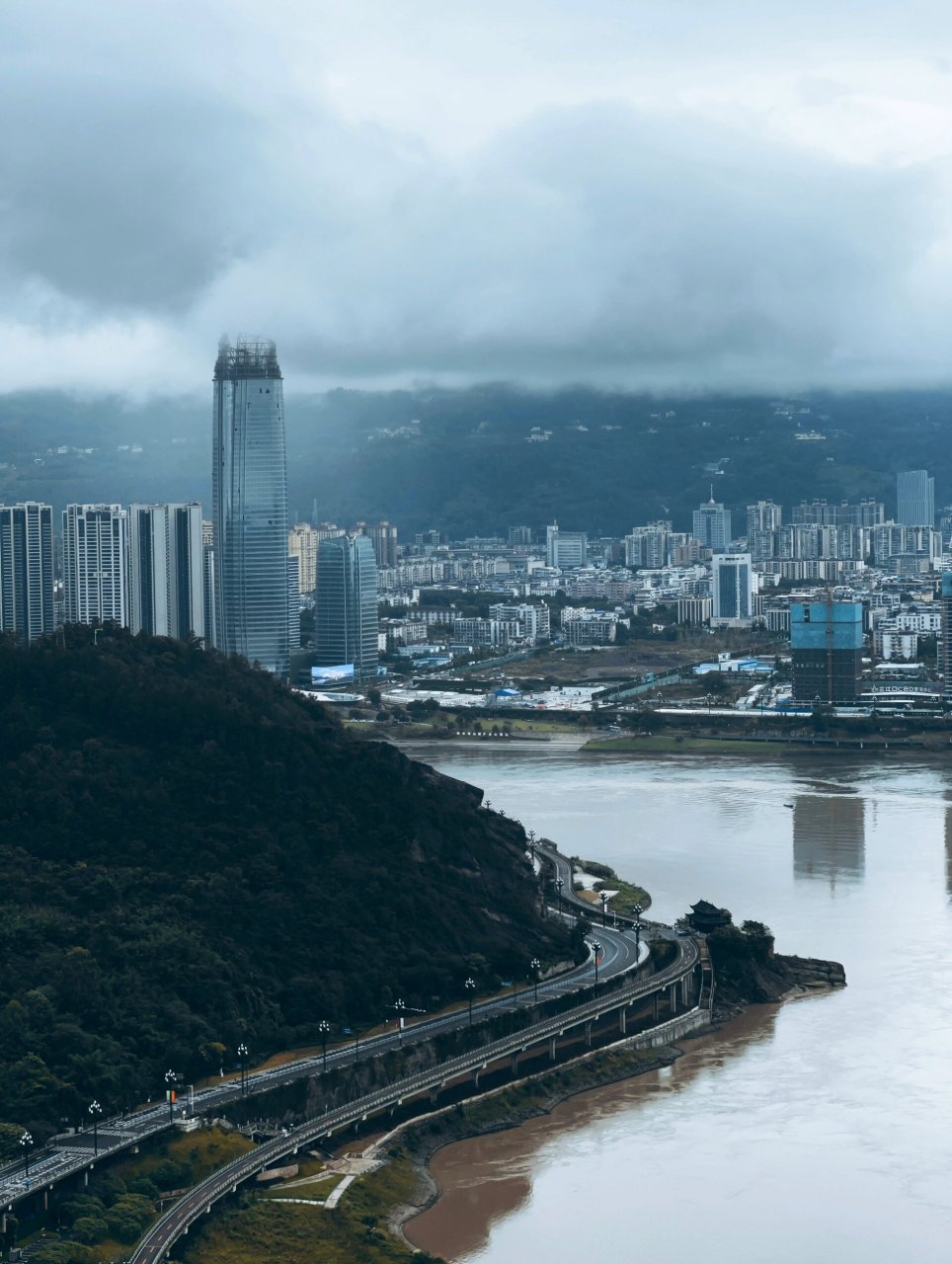 宜宾|催科山 宜宾的交通真的堵到人无语(bengkui) 可是催科山给的惊喜