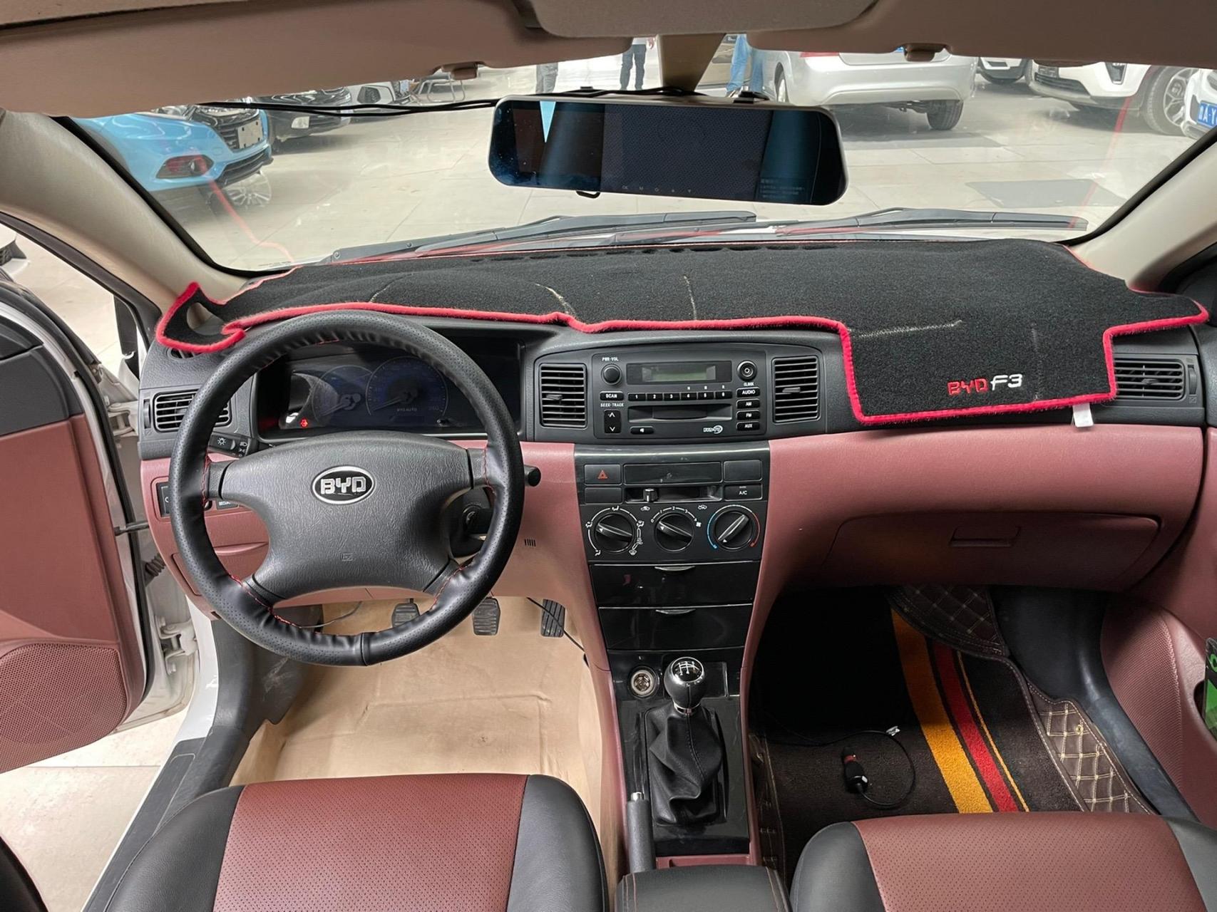 2017年上牌比亚迪f3.