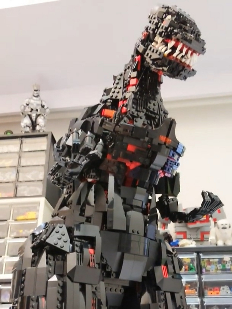 乐高moc哥斯拉