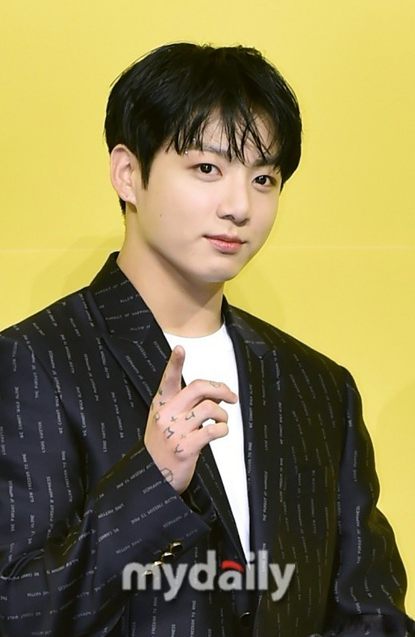 【田柾国发文警告私生】5月4日,韩国男团防弹少年团成员田柾国发文