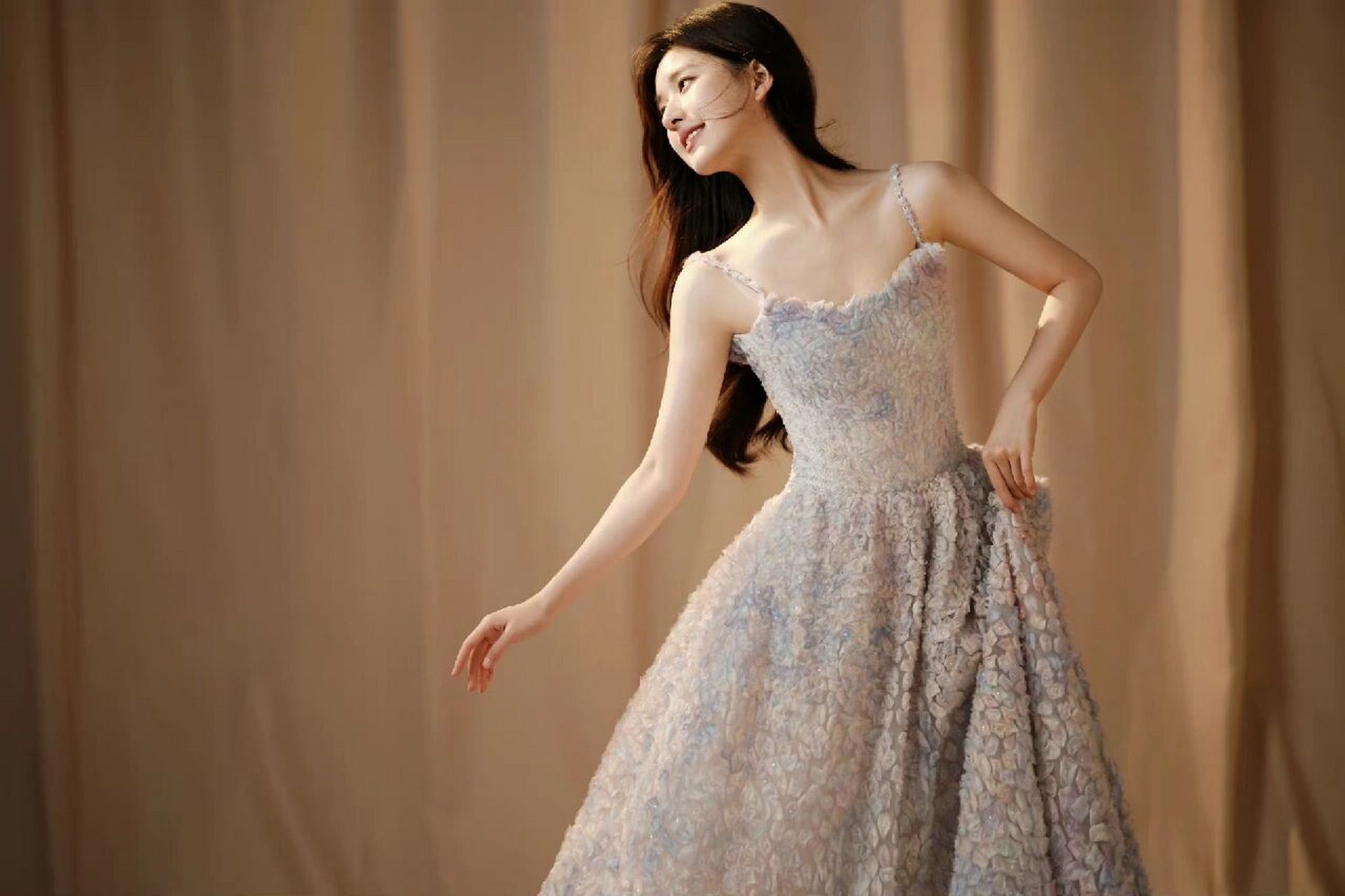 赵露思的封神之作 露宝的这些照片真的是可以封神啦