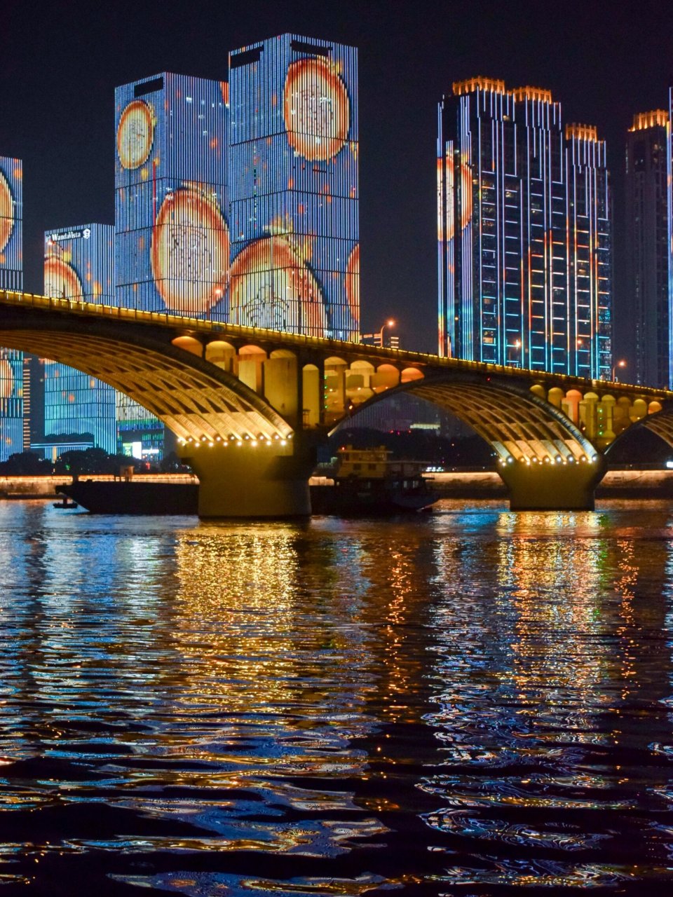 看过武汉和重庆的夜景 没想到还是被长沙的湘江夜景91震撼到!