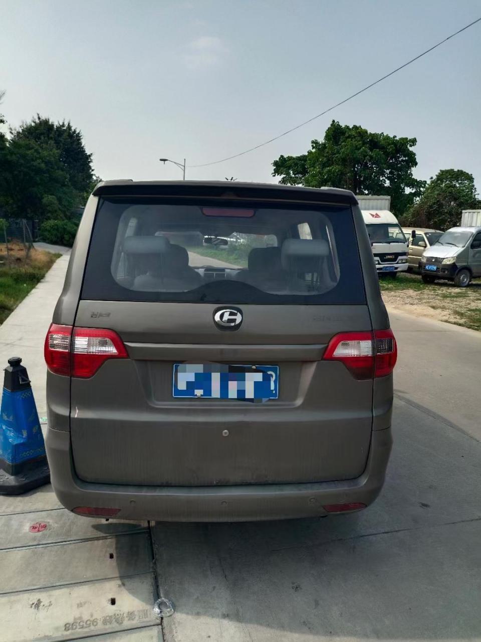 2015年入户:昌河铃木7座面包车,1.