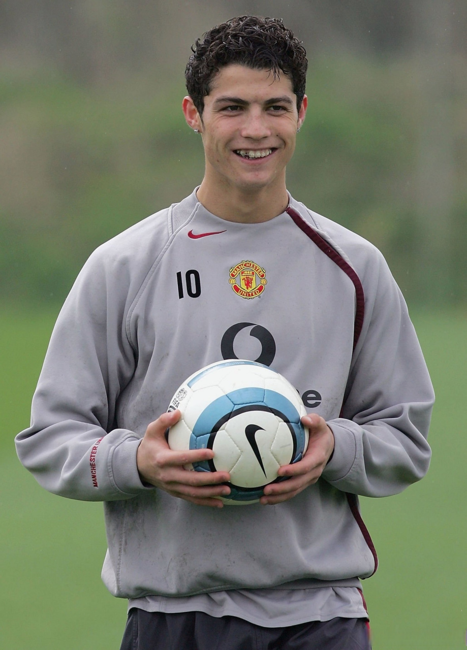 c罗##燃烧我的六月#c罗 一组青涩帅罗[兔子]