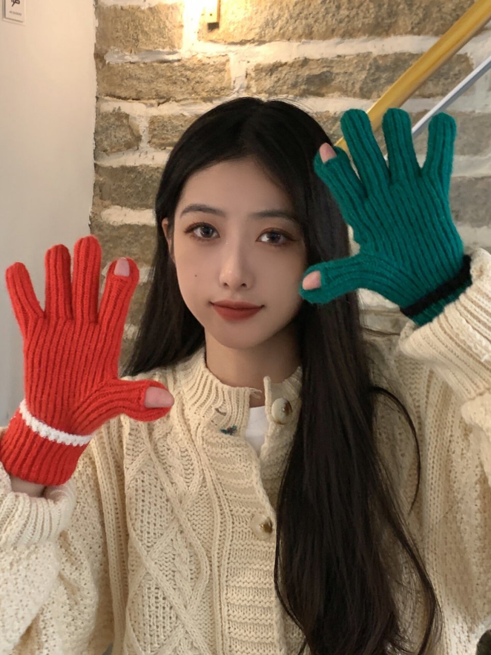 我妹说这个手套是考研必备了哈哈哈哈 手指镂空的 真的太方便了!