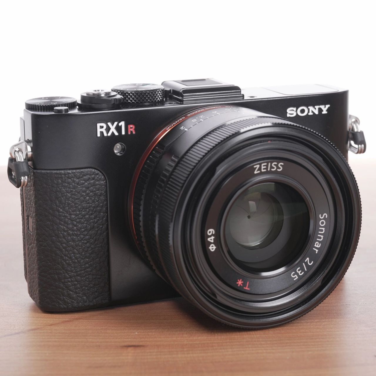 画质吊打单反的全画幅卡片机了解一下  是我从一开始就非常憧憬的相机