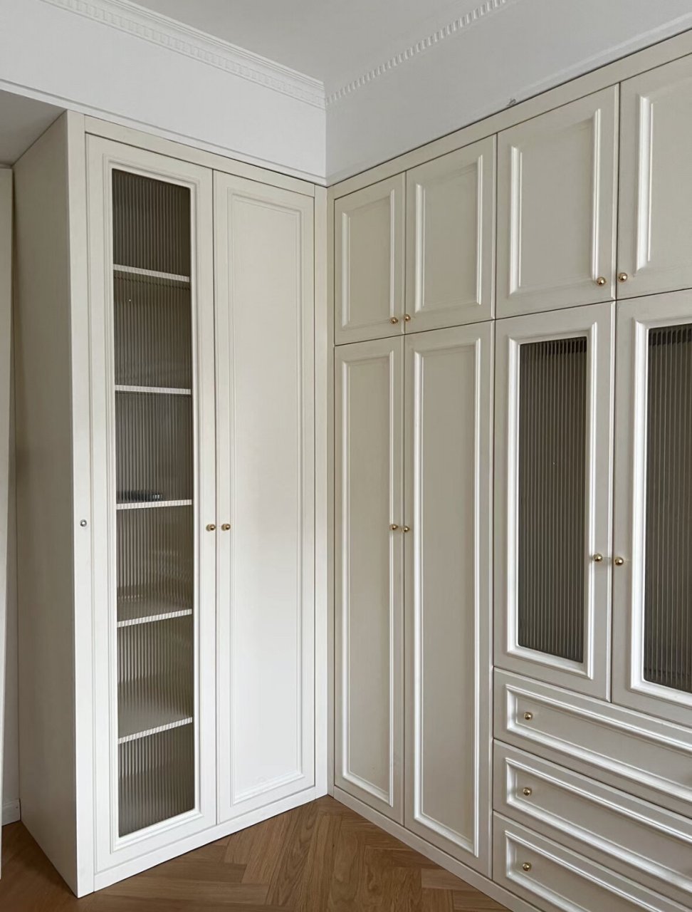这个奶油白柜门我真的会爱!