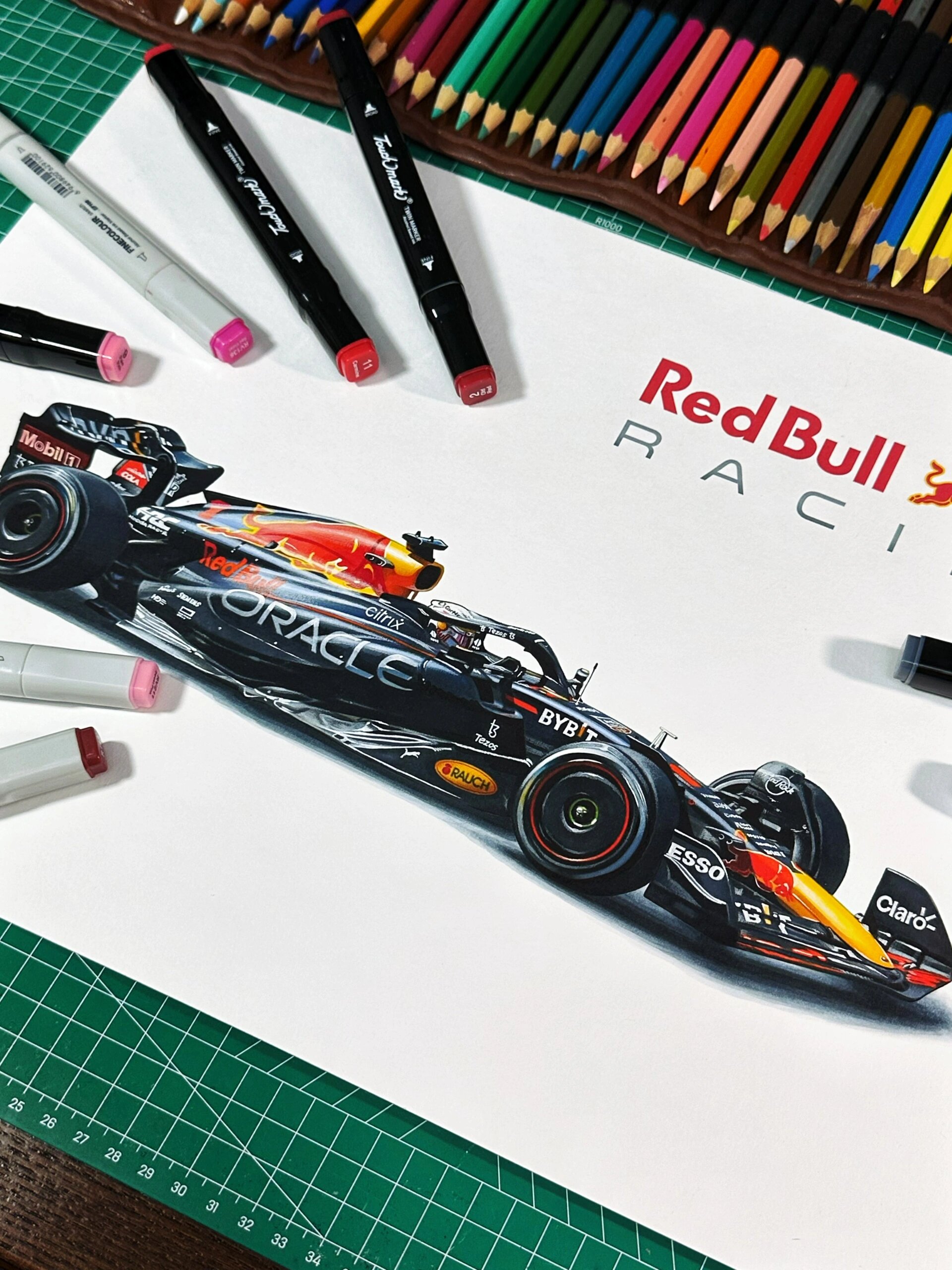 这怎么可能是画出来的?手绘f1冠军赛车rb-18