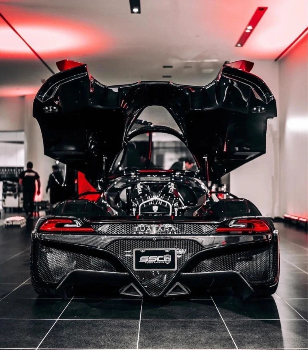 西尔贝tuatara 06美国大蜥蜴 产至漂亮国的超跑,听说很牛逼