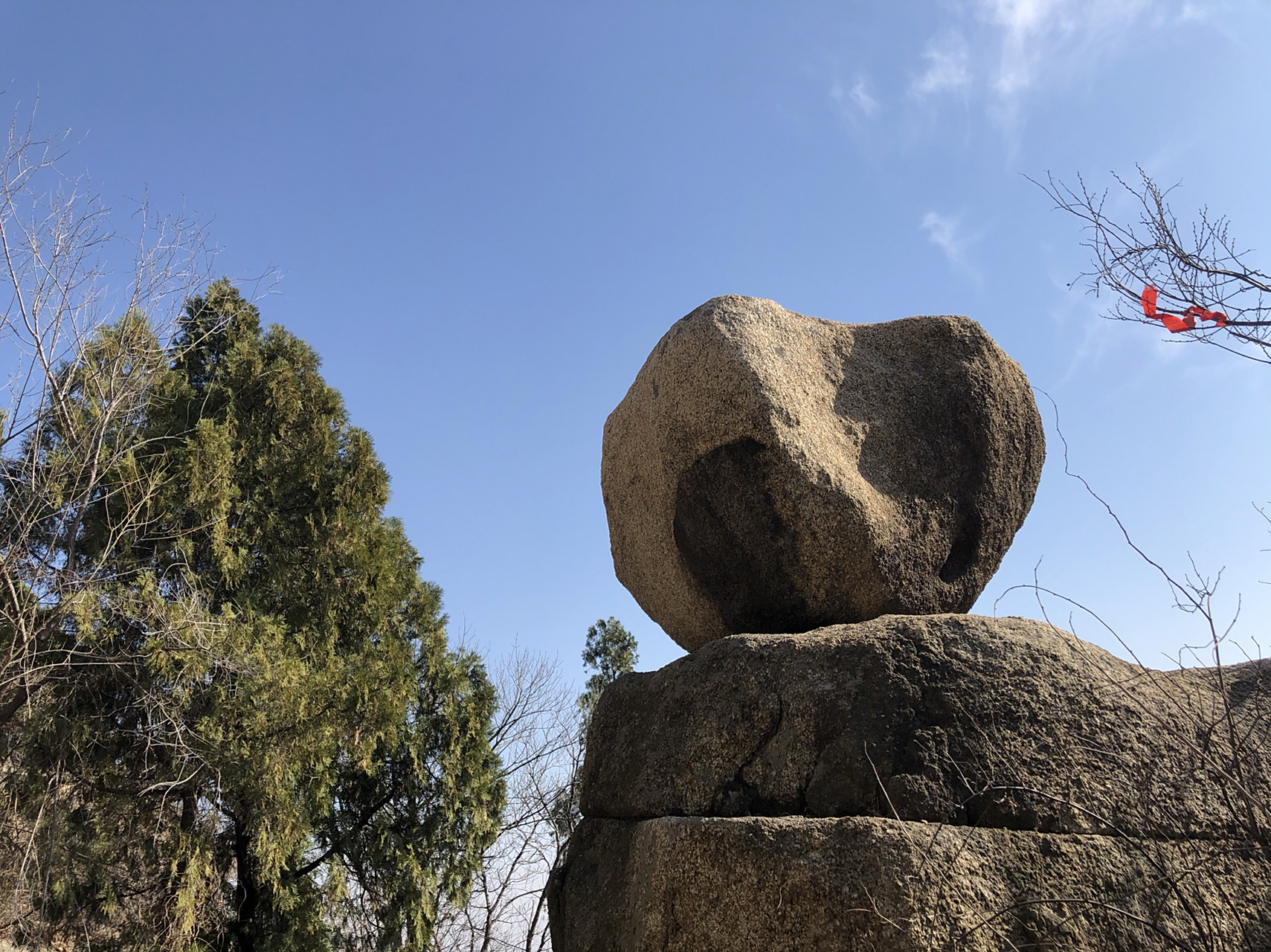 济宁周末游玩打卡邹城峄山一日游 地点:山东省济宁市邹城峄山风景区