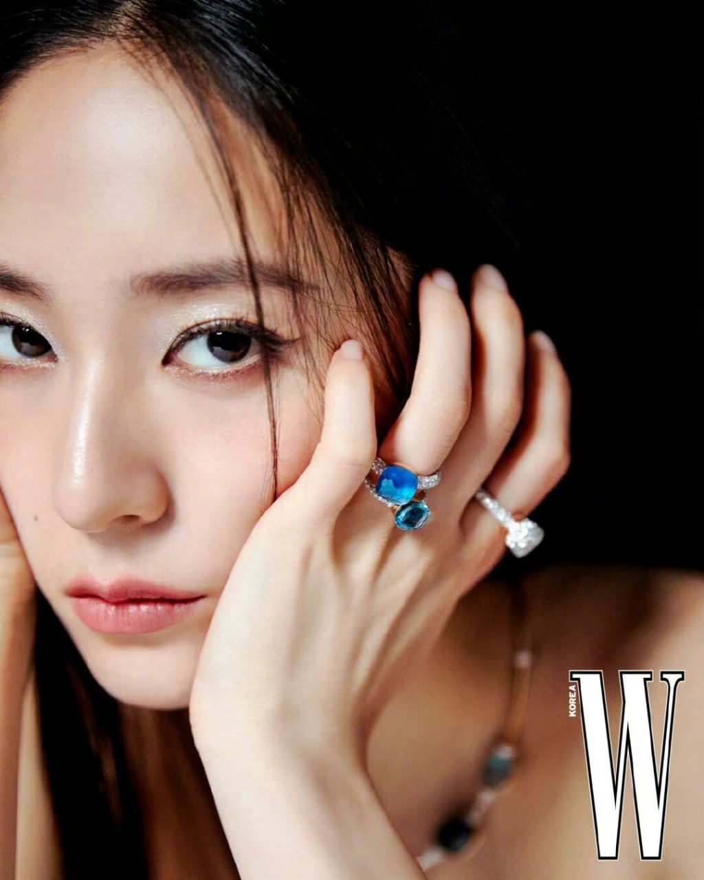 郑秀晶   w korea 6月电子刊 珠宝专题画报 #时尚大片# #时尚# #时尚