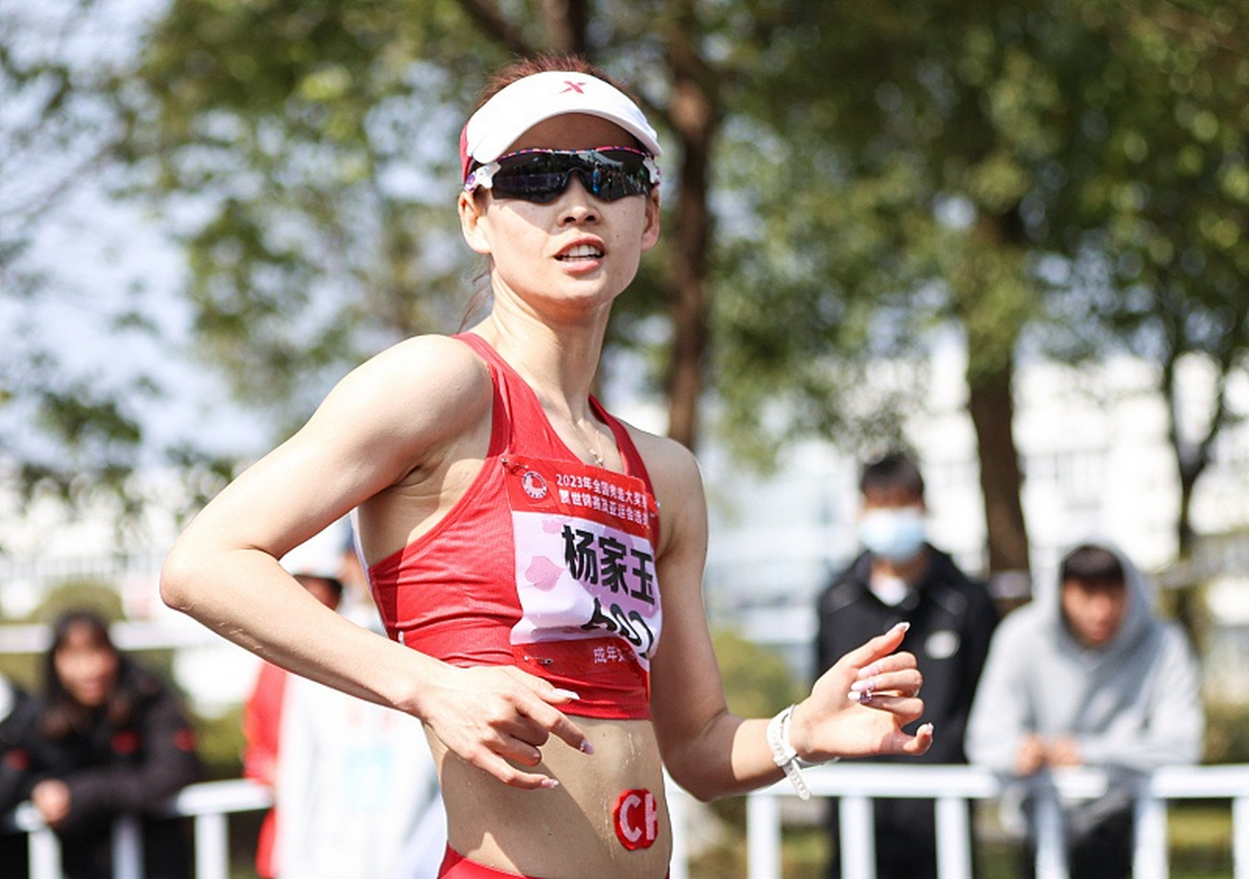 【老将刘虹第八次出战田径世锦赛】#中国竞走队满额出战世锦赛