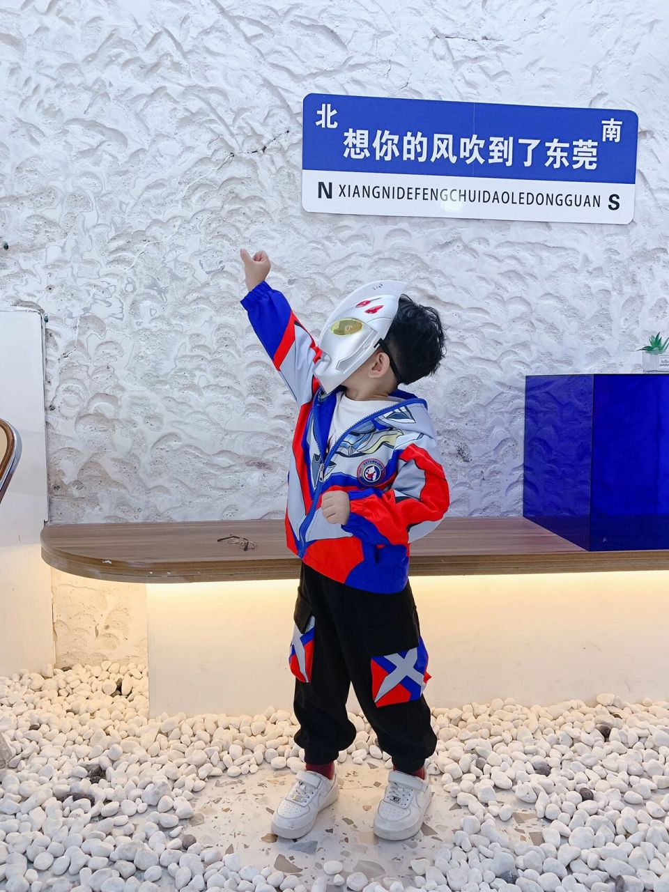 奥特曼文案| 奥特曼治愈系 78 奥特曼说:要永远相信光98 是不是