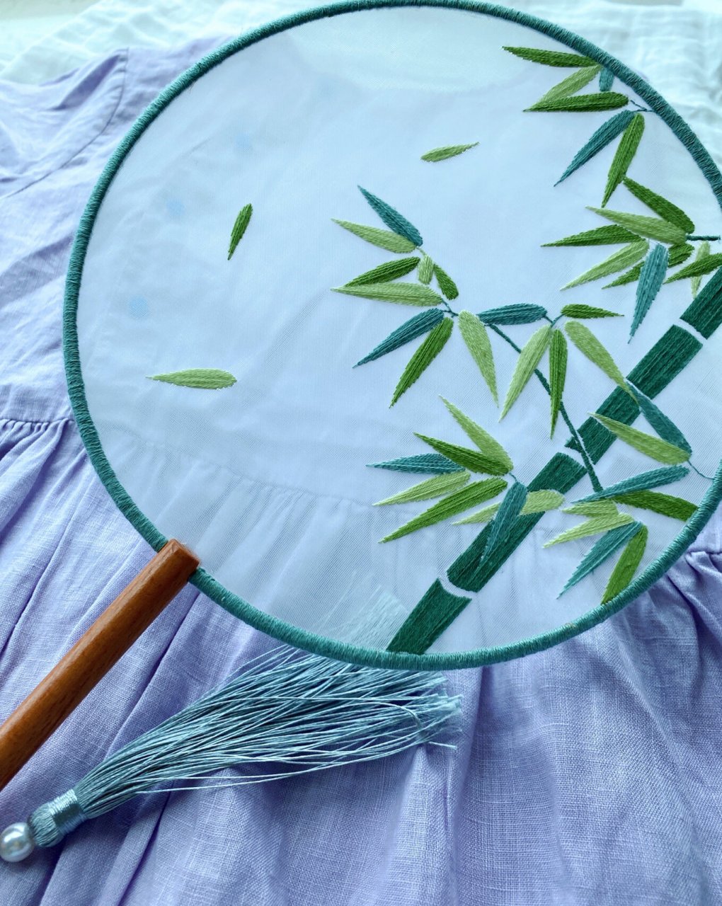 手工刺绣diy～团扇款97竹林清风 要做到排线整齐 双面绣 藏线头,是