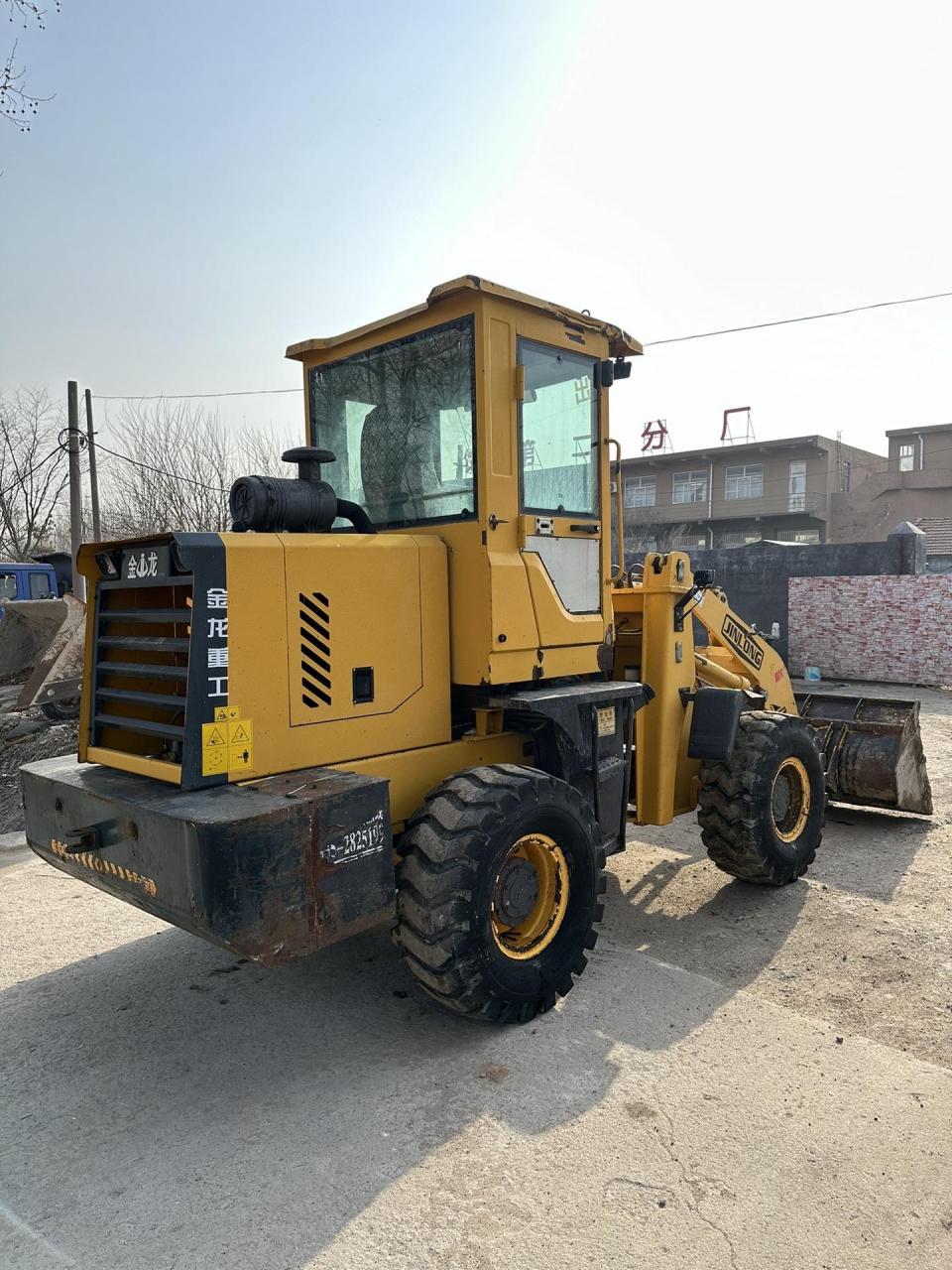 到家一台金龙928装载机 自动挡 高低速 490发动机巅峰状态 气刹 边减
