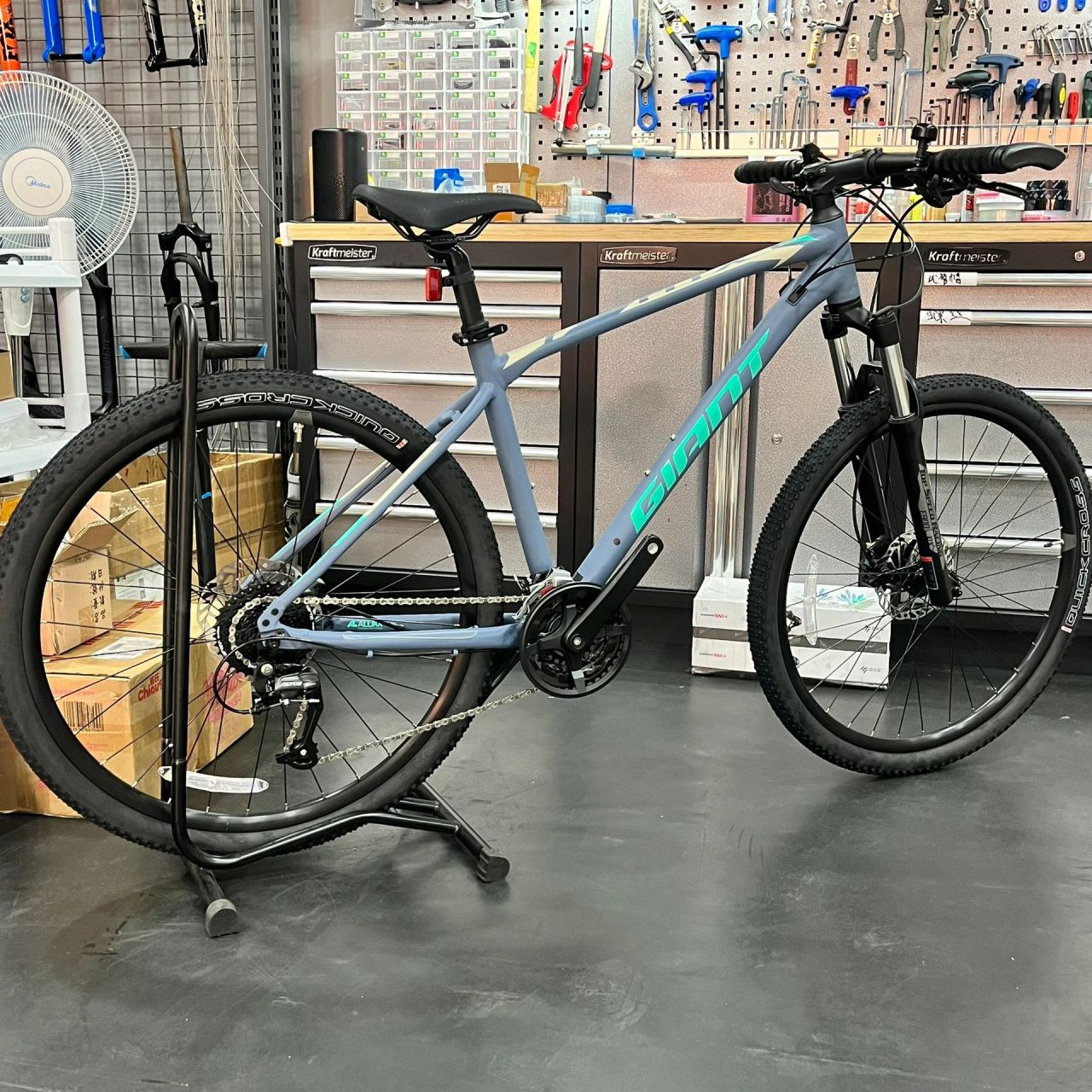 捷安特830 2023款捷安特 atx830实拍2023款捷安特山地车 atx830