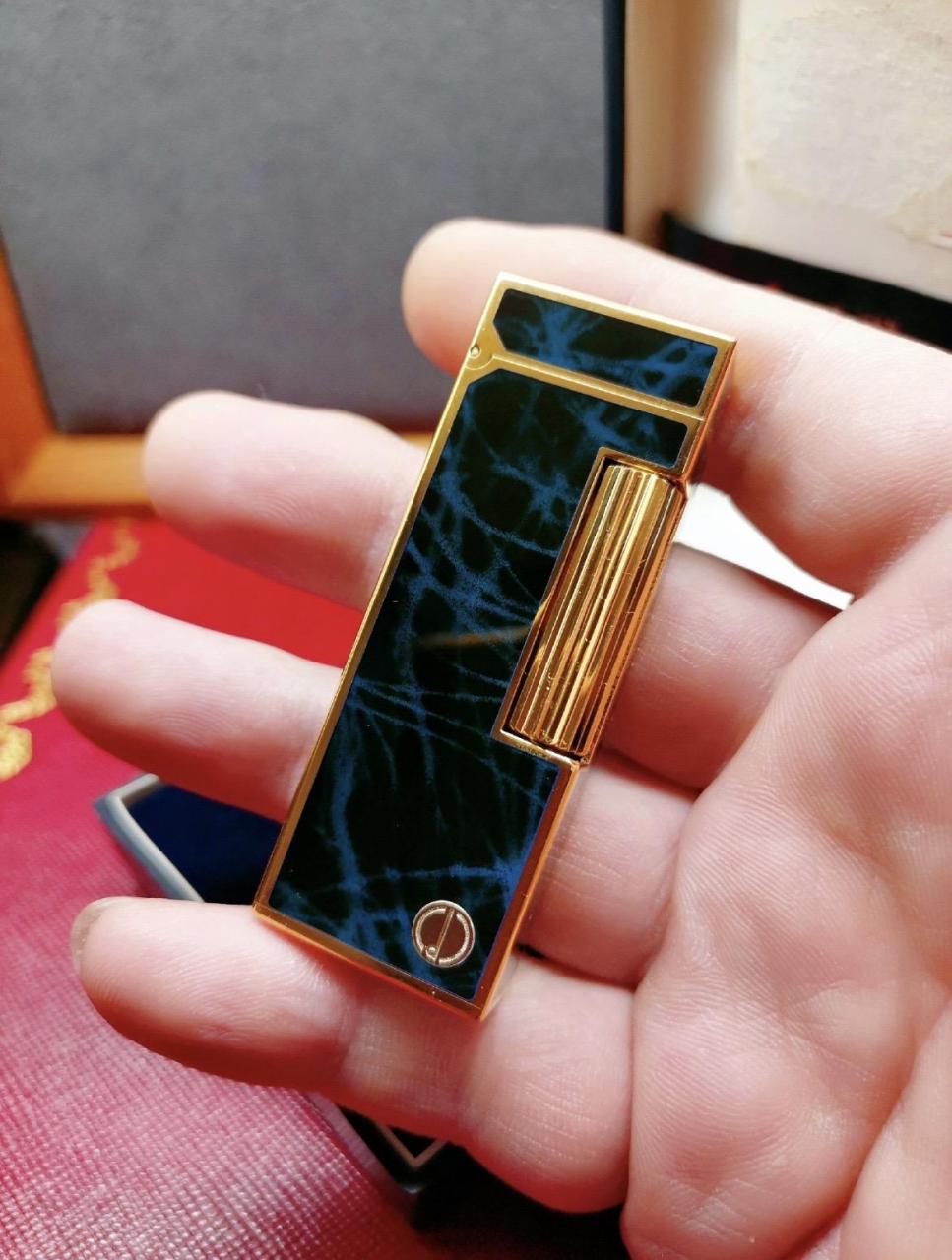 91硬货推荐 dunhill登喜路第五代气体打火机 七宝烧蓝色丝绸纹!