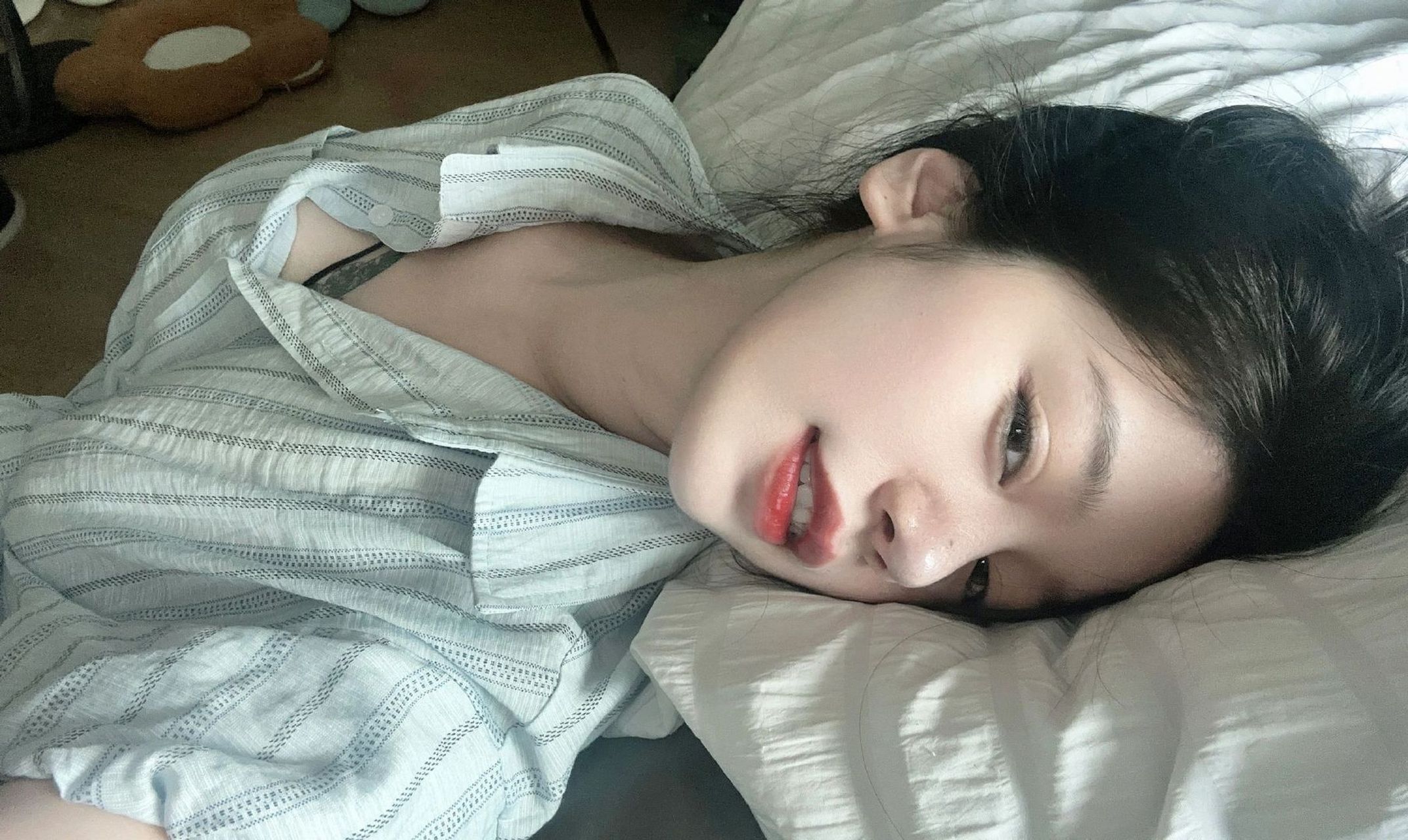 真的好满足呀,有点困,不想起床