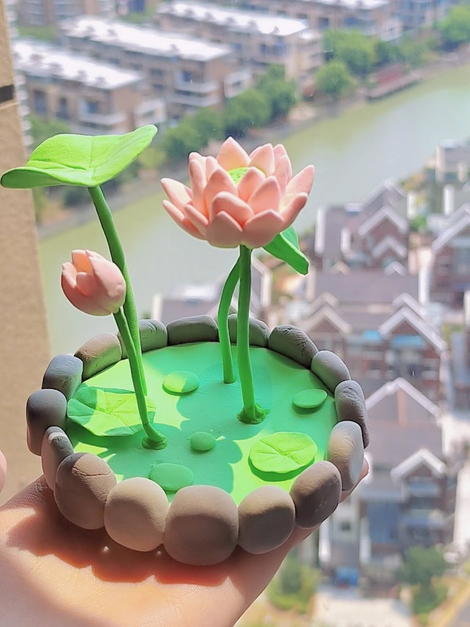 映日荷花别样红 超轻黏土|荷花池🌸 临摹网上的作品做了一个荷花池