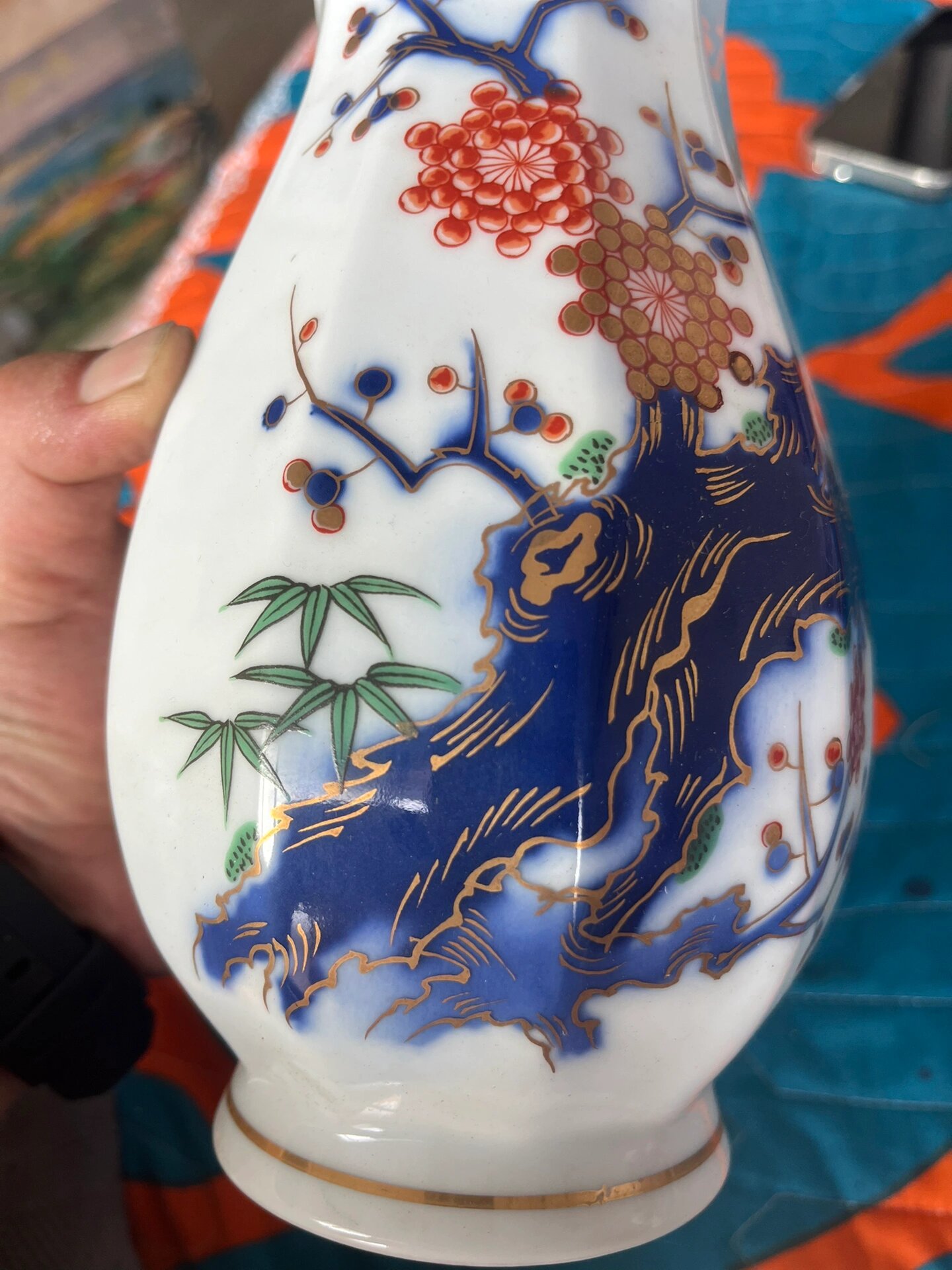 日本瓷器 小花瓶,有喜欢的朋友可以探讨一下,日本深川制瓷
