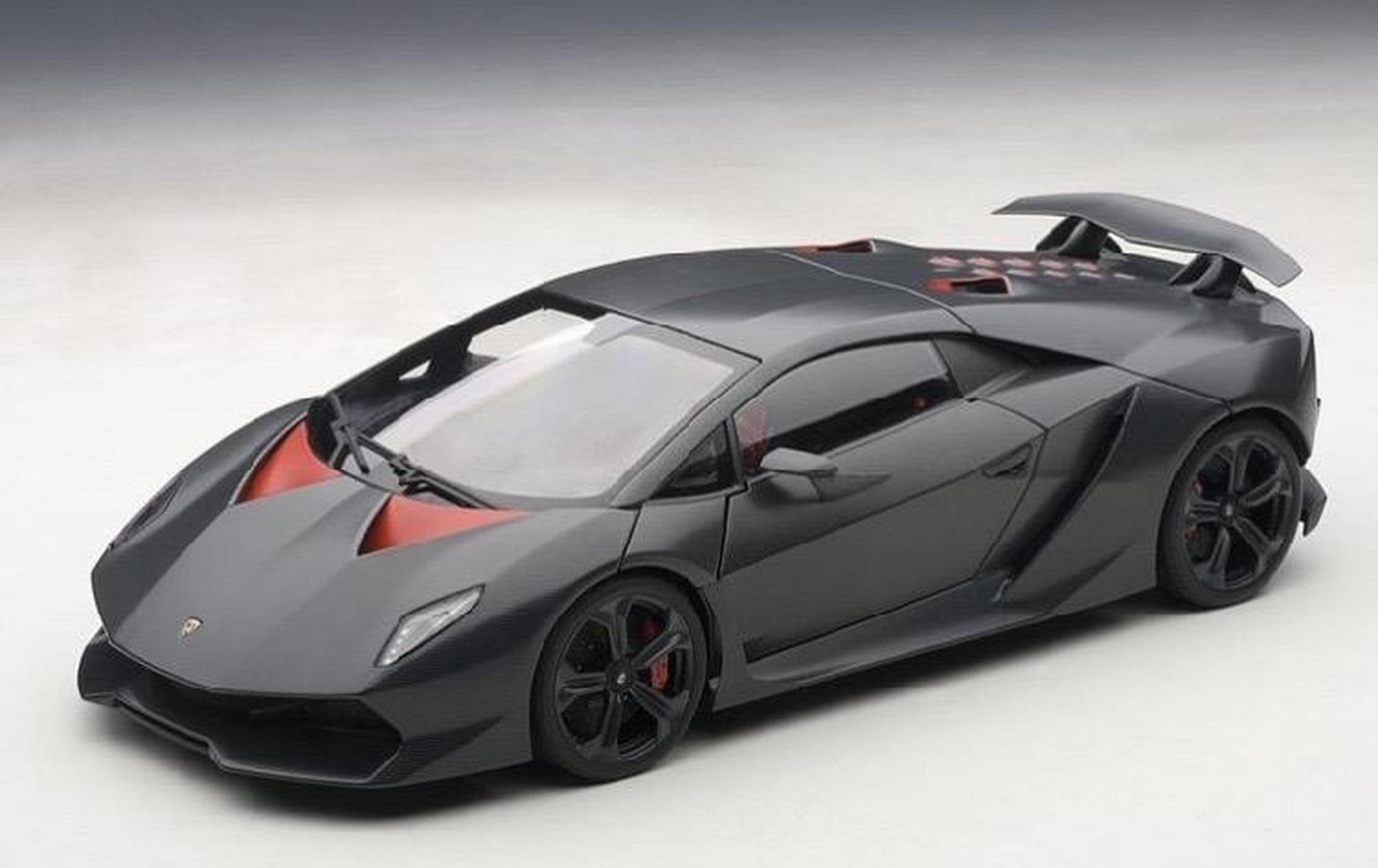 lamborghini and sesto elemento and veneno (兰博基尼第六元素和