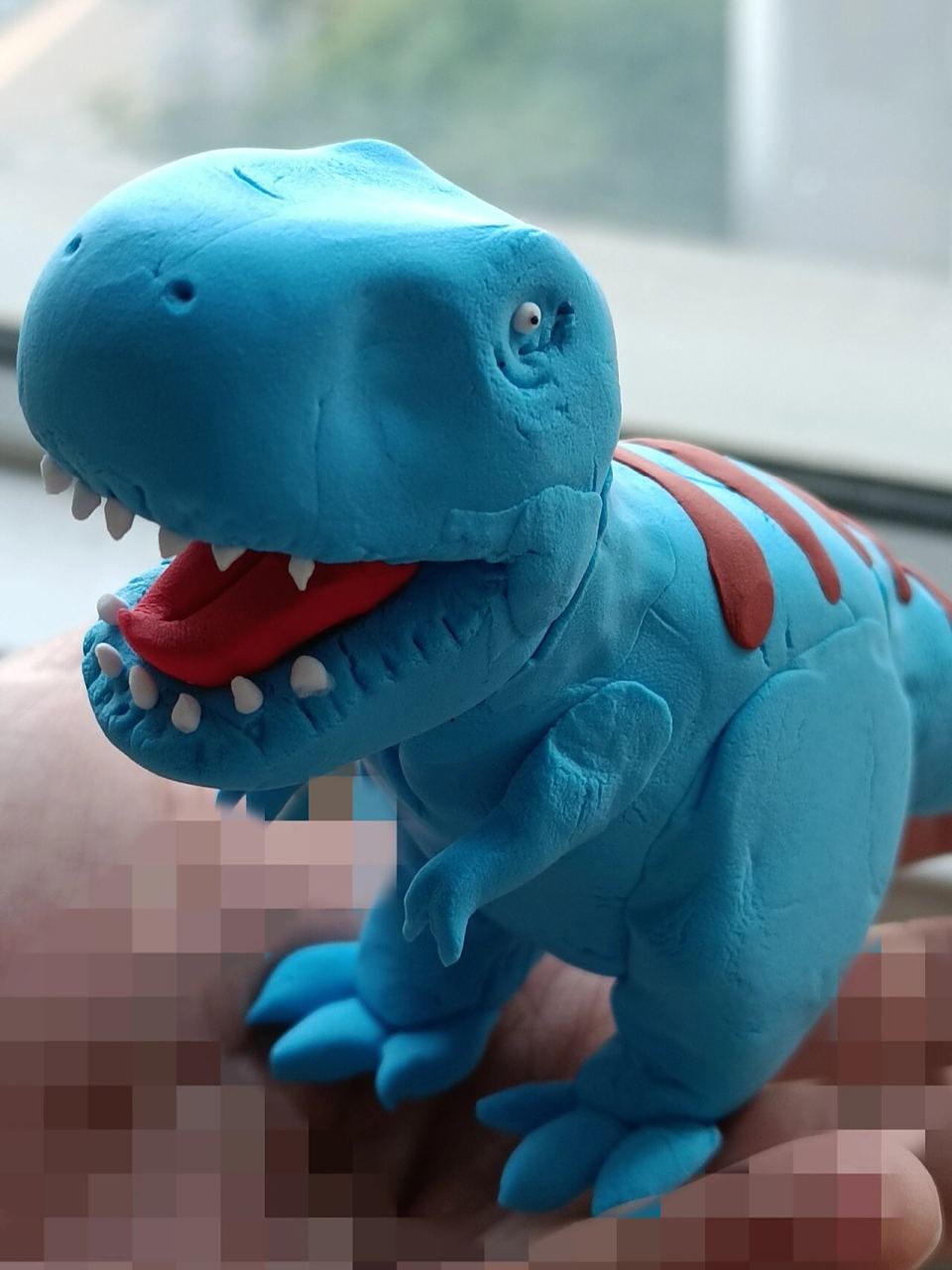 粘土霸王龙 疫情哪儿也不敢去,今天居家拿大牛的粘土做了只萌萌的霸王