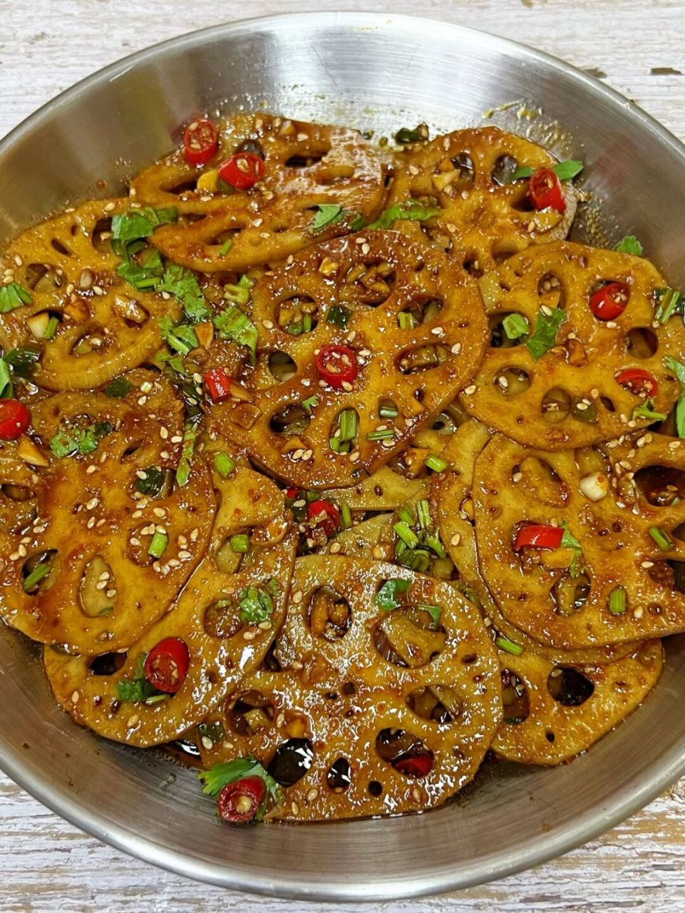 简单零失败,超开胃 今天给大家分享超喜欢的酸辣凉拌藕片,简单零失败
