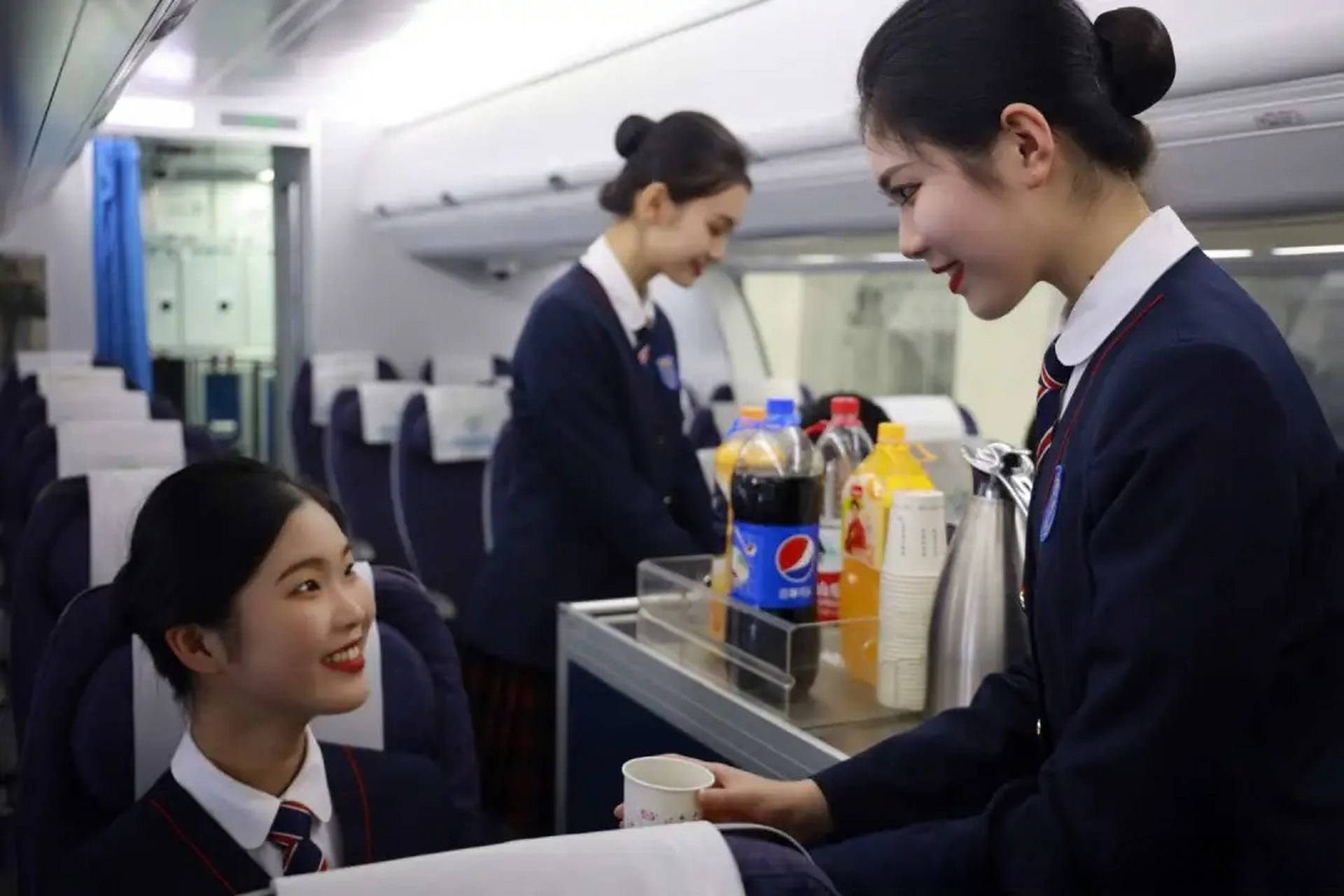 成都航空旅游职业学校图片