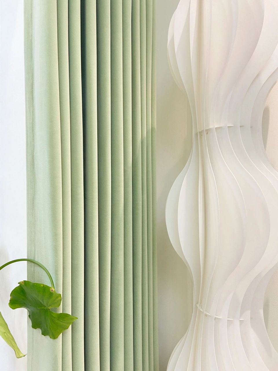 抹茶绿窗帘搭配轻法式装修真的绝绝子 有多少小红薯宝宝是被我家客厅