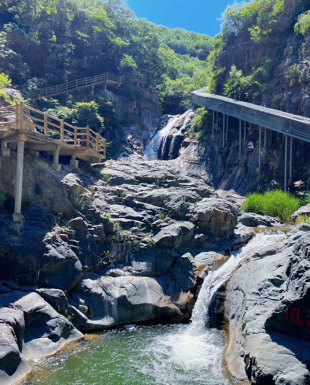带娃避暑好去处|运城历山望仙大峡谷 望仙大峡谷位于山西运城市垣曲县
