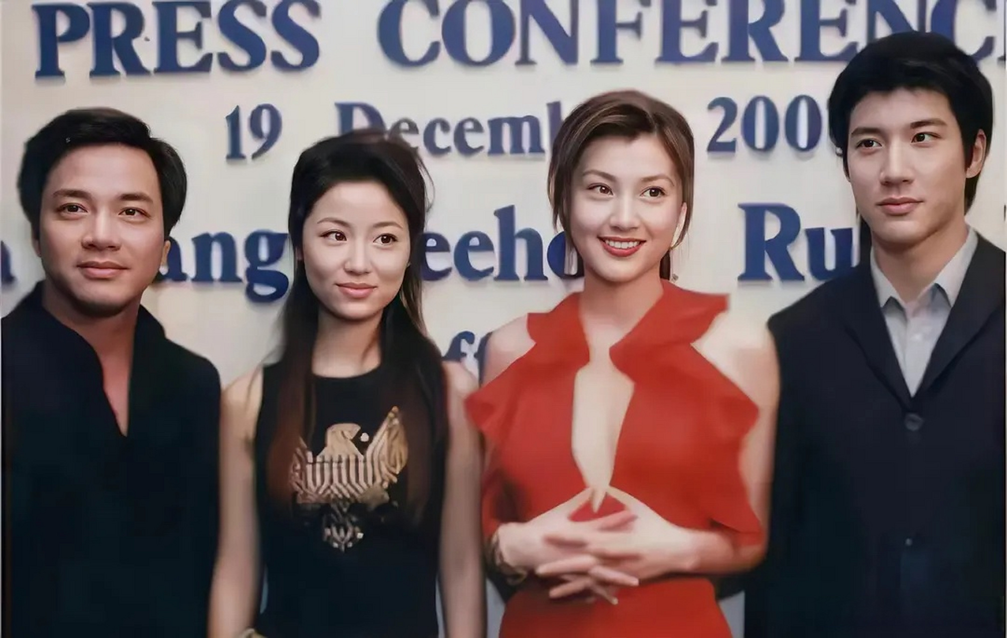 林心如和藤原纪香这组合照,是不是说明头身比和身高决定是大美女还是