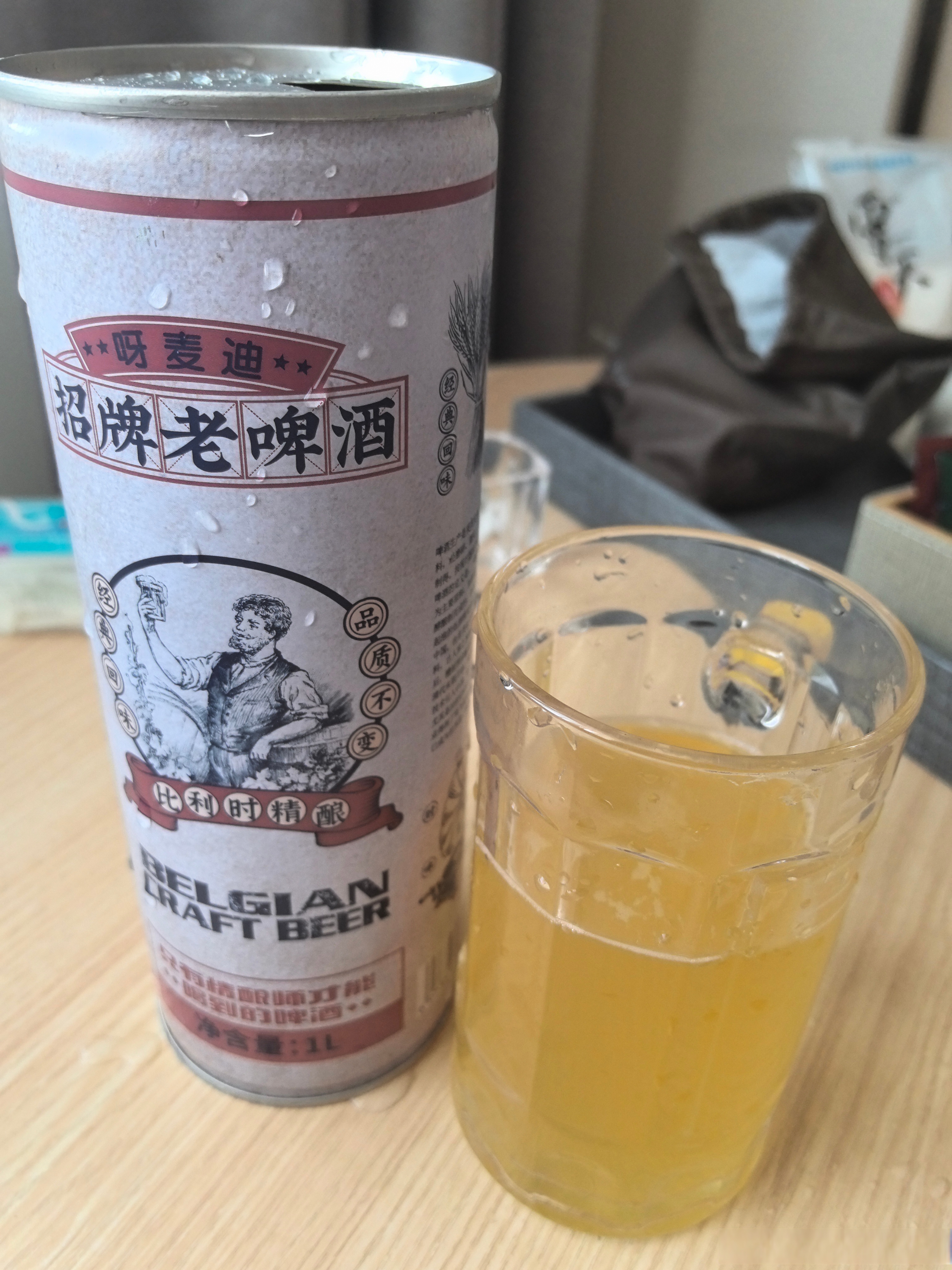 旋儿啤酒图片