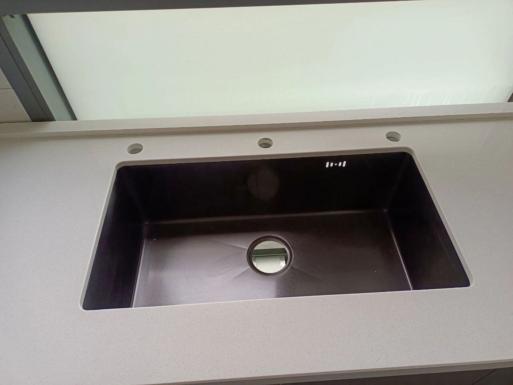 台下盆对比台中盆 厨房装修,对于水槽的做法,相信也是一个让人感到