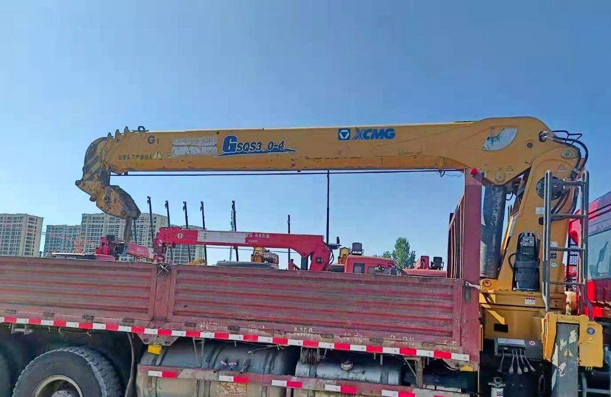 19年徐工汉风一体随车吊,玉柴270马力,九档高低速,徐工12g四节臂,8.