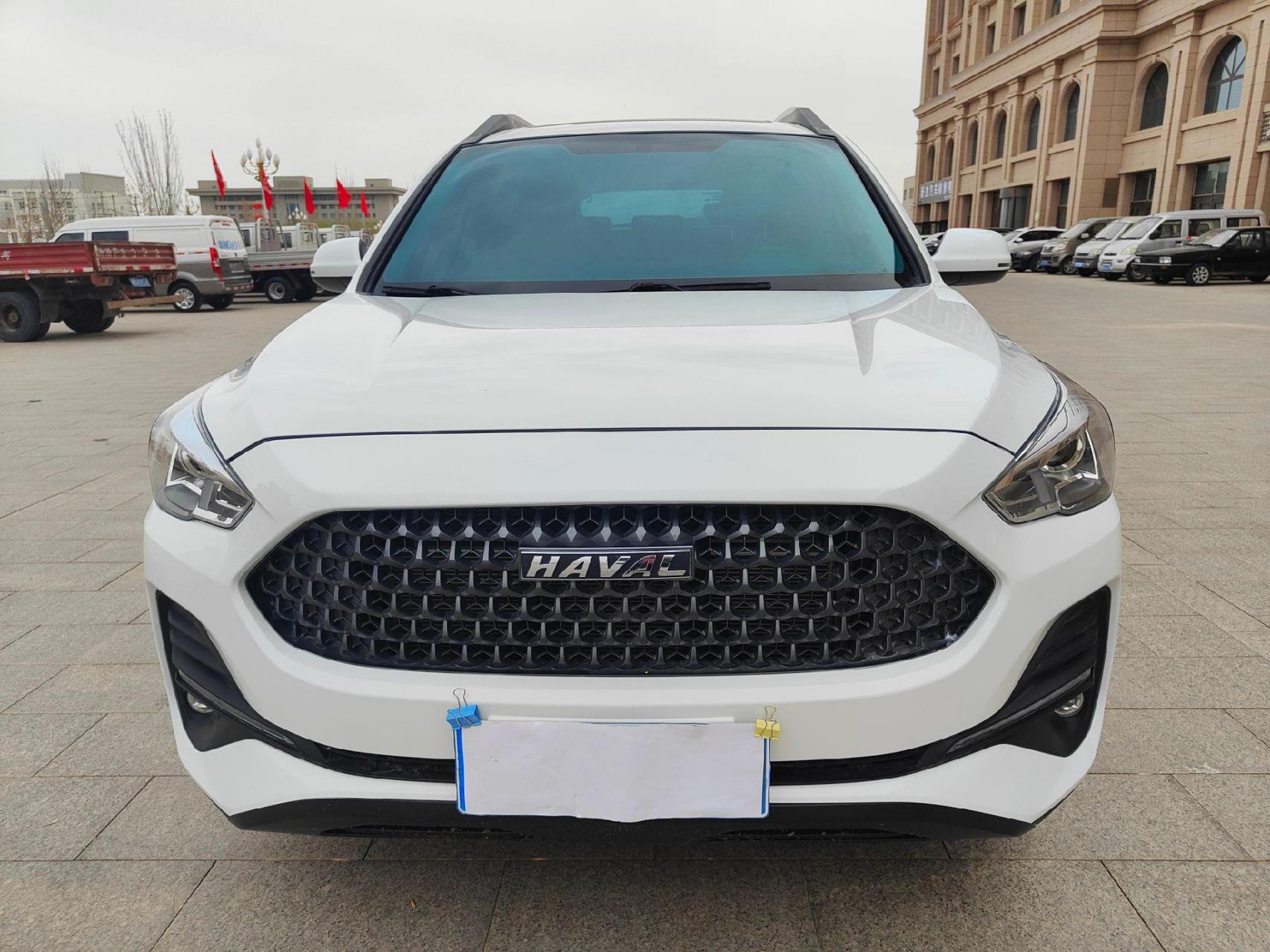 5排量,本地一手到你二手,手动挡顶配,有补漆无事故5万公里,无钥匙进入