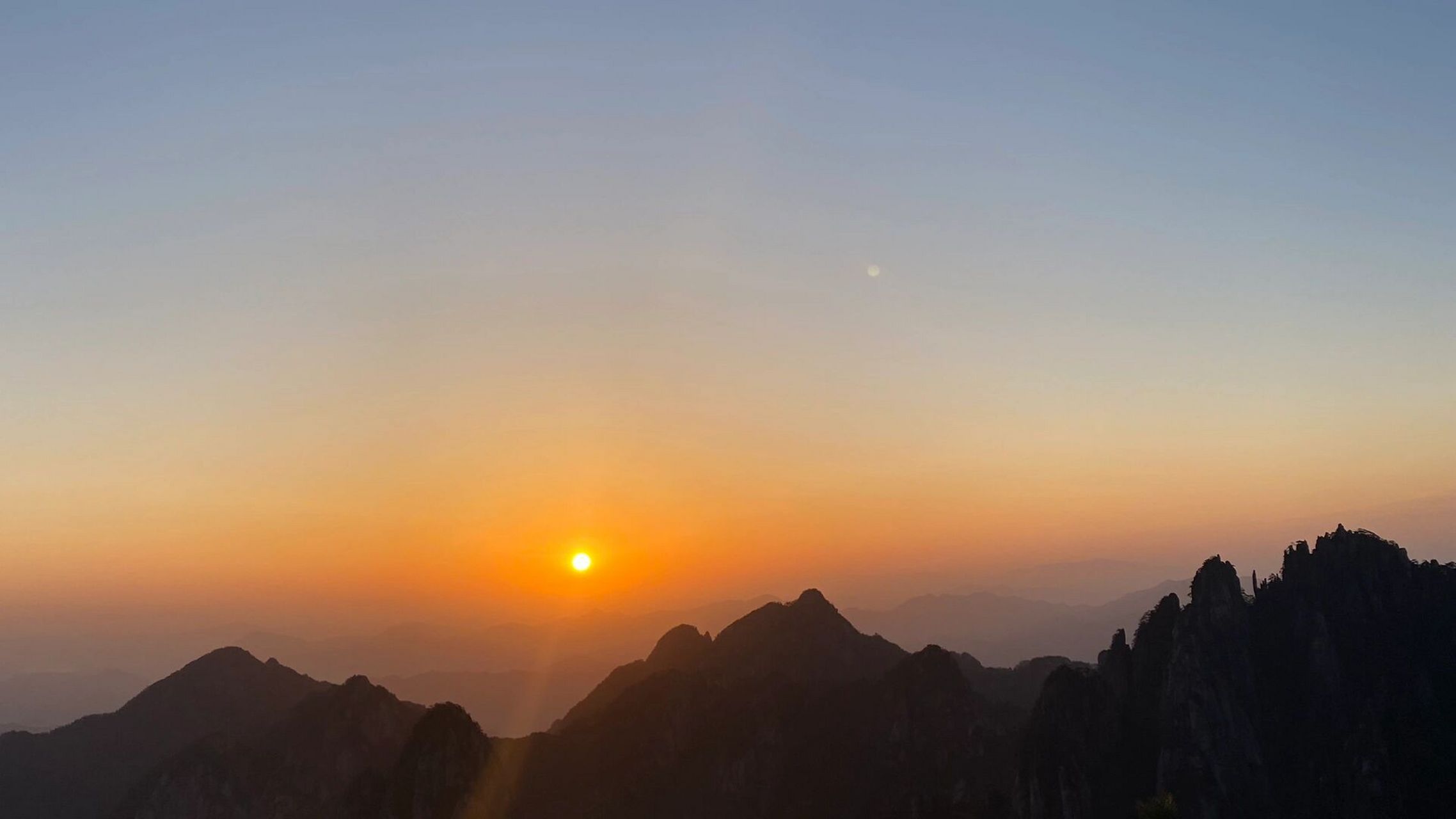 黄山顶日出 原图