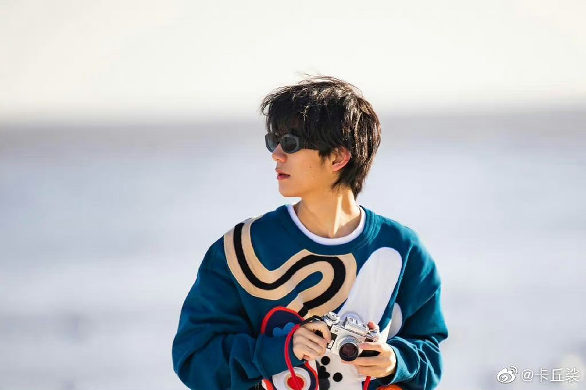 林磊儿刘家祎照片里的相机是什牌子 #林磊儿# #小