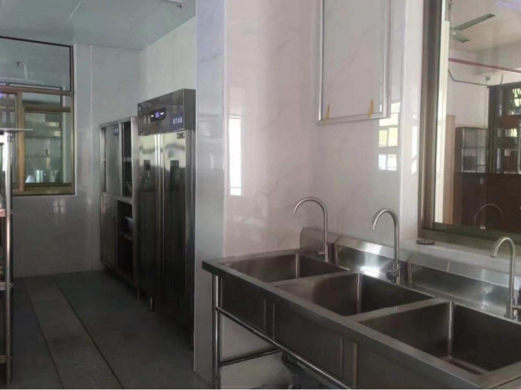 东阳养老机构智能"阳光厨房"让老年人吃喝更放心】养老机构"阳光厨房"